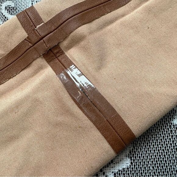 7 For All Mankind High Rise Skinny Vegan Leather Pants in Camel Sz Small - Picture 17 of 17